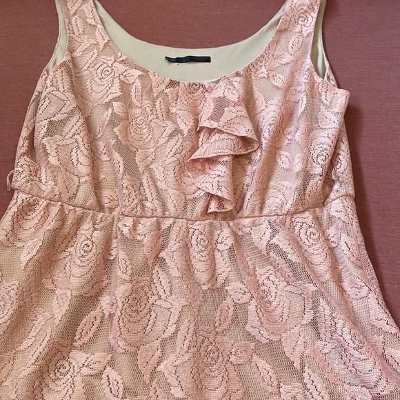 Peach colored tank top dress - Picture 2 of 3